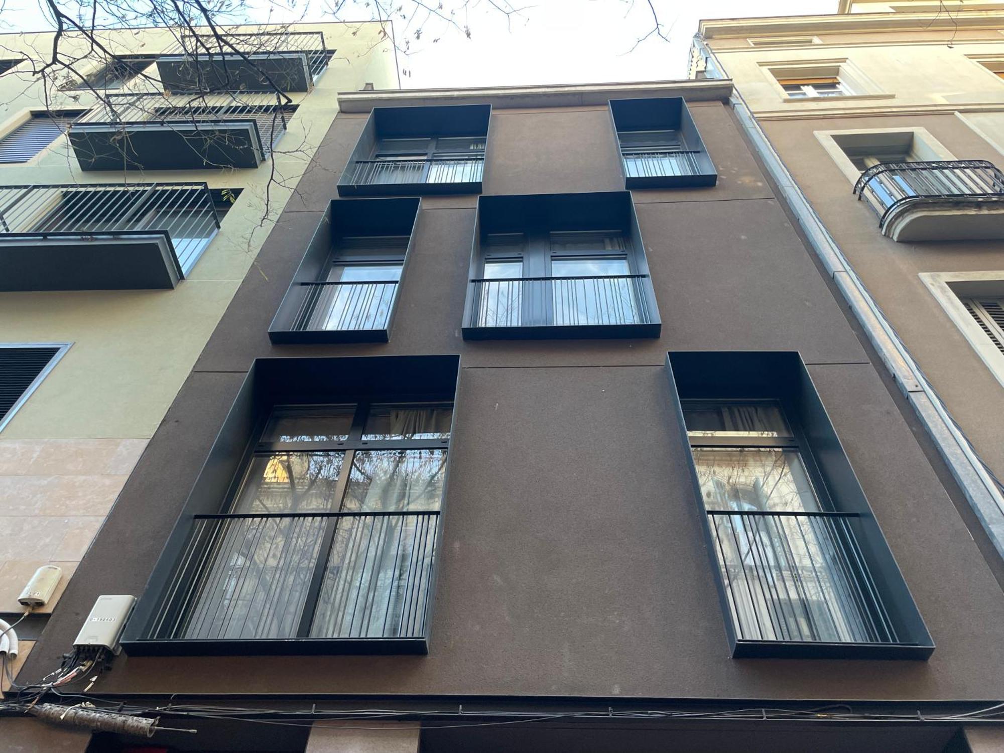 Apm Manresa Apartment Exterior photo