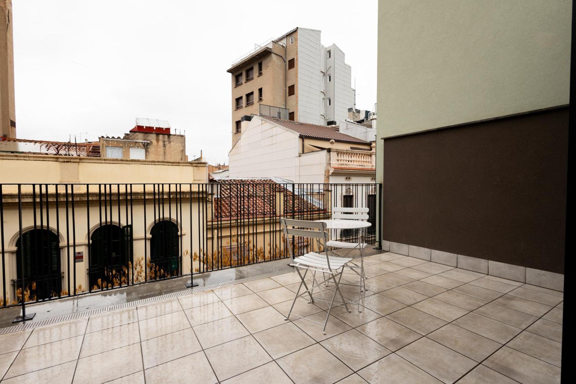 Apm Manresa Apartment Exterior photo